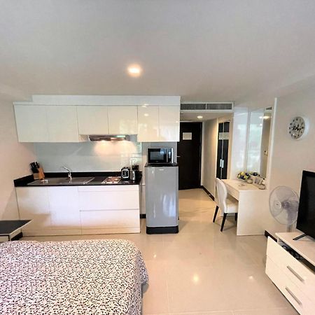 Apartment At Kris Resort Bangtao By Lofty Bang Tao Beach  Exterior photo